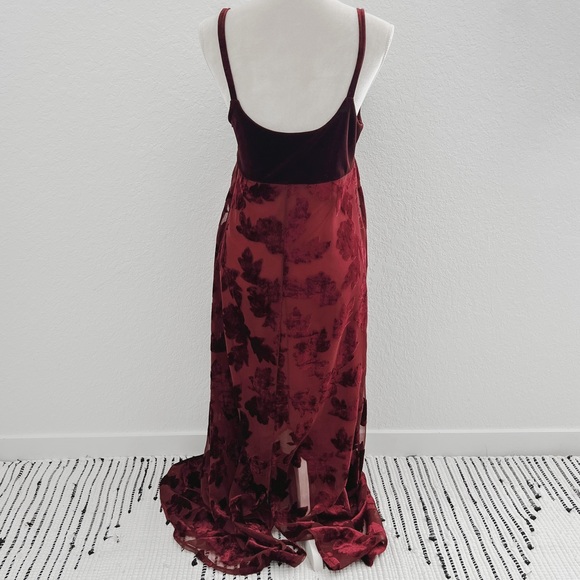 🚫Sold🚫 Vintage Dress Homecoming Maxi Formal Prom Floral Velvet Red - Picture 4 of 7